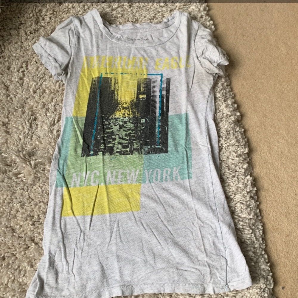 American eagle tee shirt